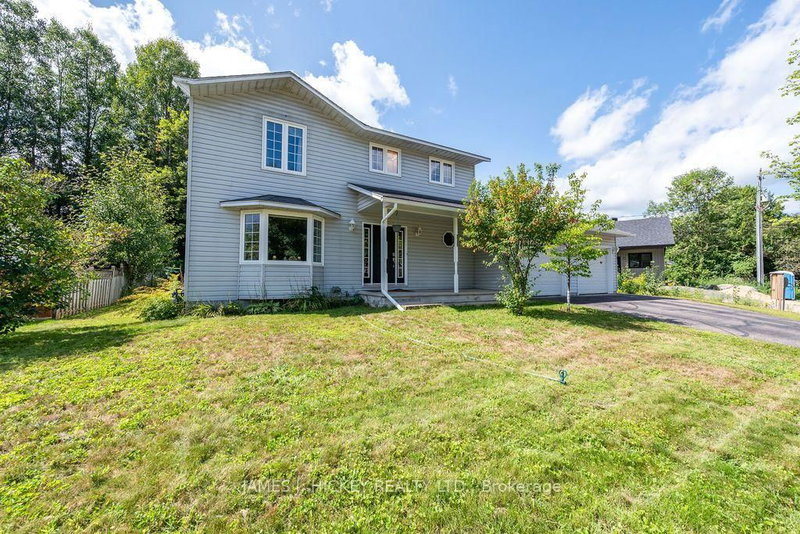 4 Banting Drive
