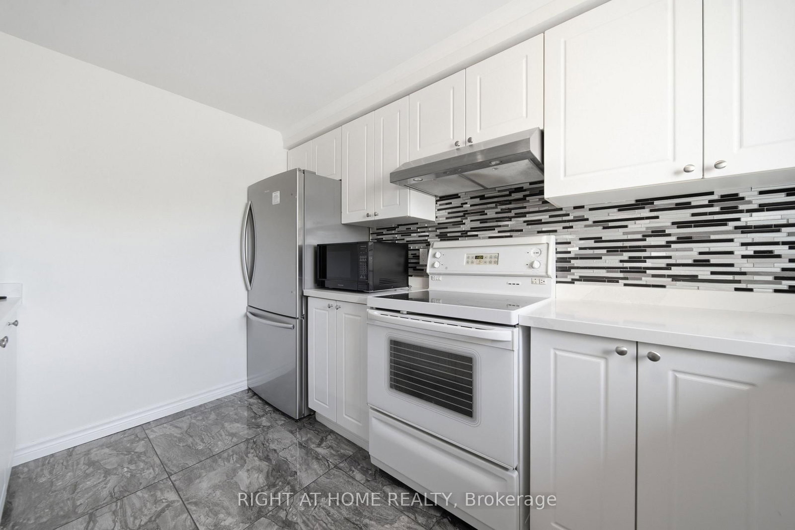 65 Glamis Road • #19 • Cambridge, ON photo 9