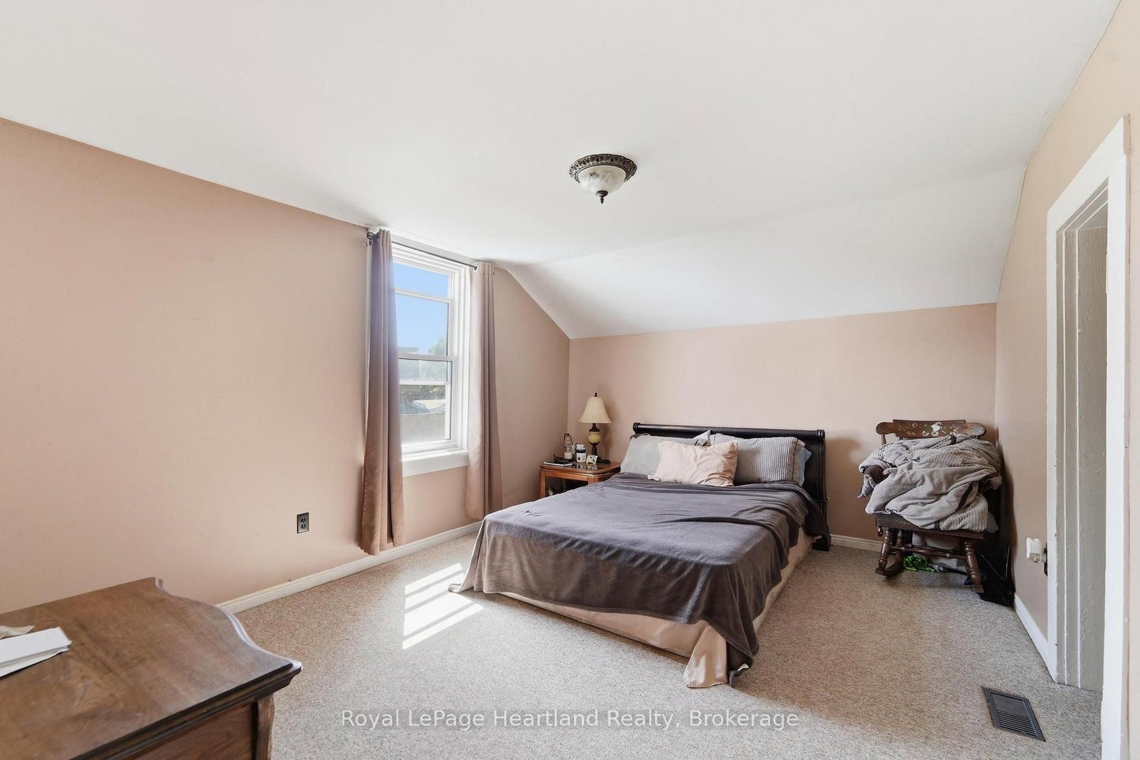 132 Queen Street • Central Huron, ON photo 18