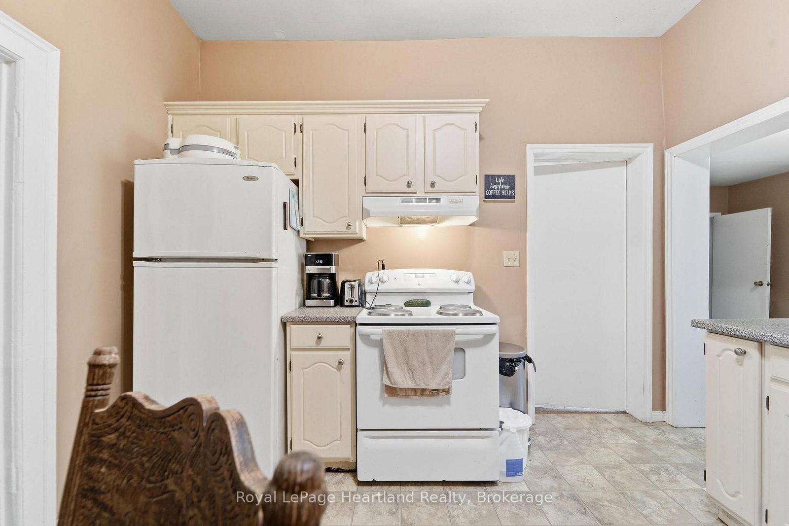 132 Queen Street • Central Huron, ON photo 6