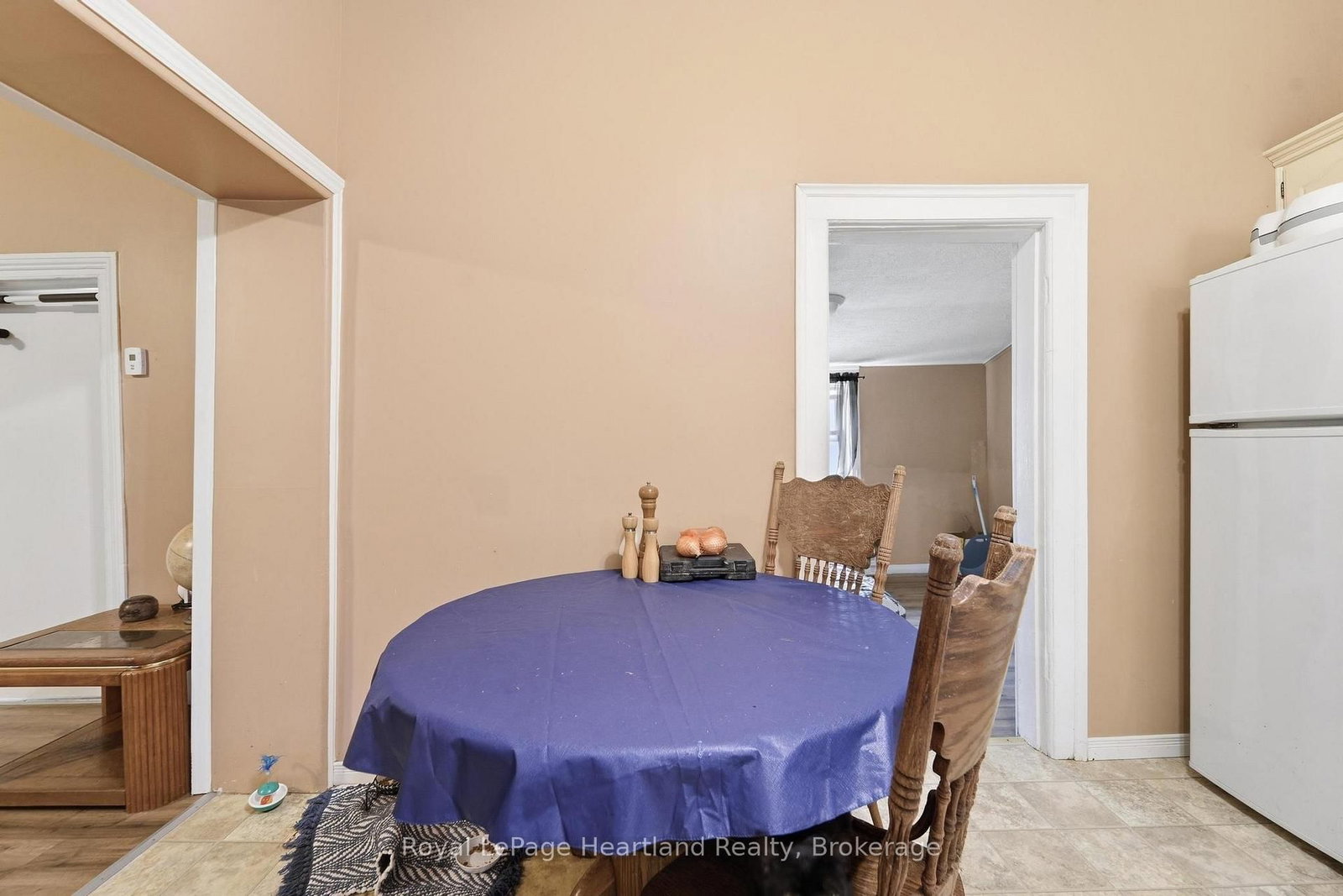 132 Queen Street • Central Huron, ON photo 8