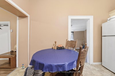 132 Queen Street • Central Huron, ON photo 8