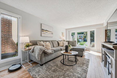 54 Royal Orchard Place • Kitchener, ON photo 7