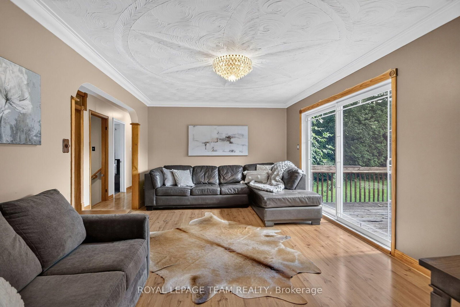 3246 Tolmies Corners Road • North Stormont, ON photo 11