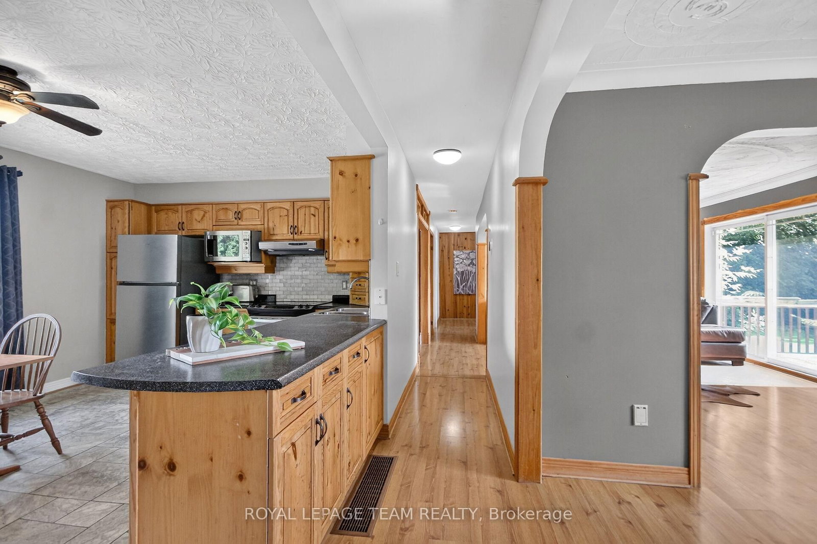 3246 Tolmies Corners Road • North Stormont, ON photo 14