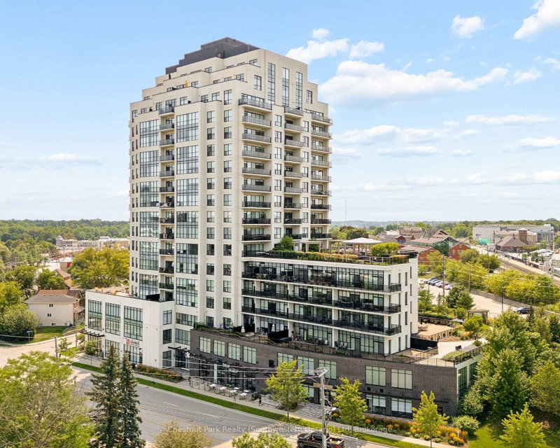 1503 - 150 WELLINGTON Street E