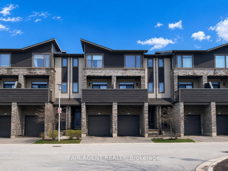 228 - 1960 DALMAGARRY Road