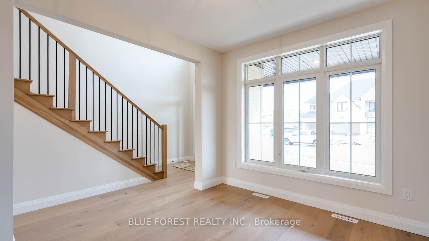 274 Harvest Lane • Thames Centre, ON photo 10