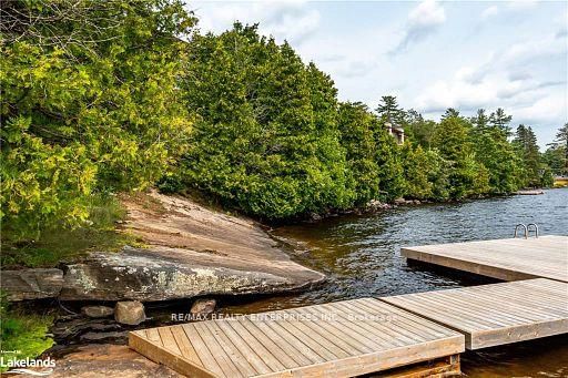811 Grandview Hilltop Drive • #8 • Huntsville, ON photo 31