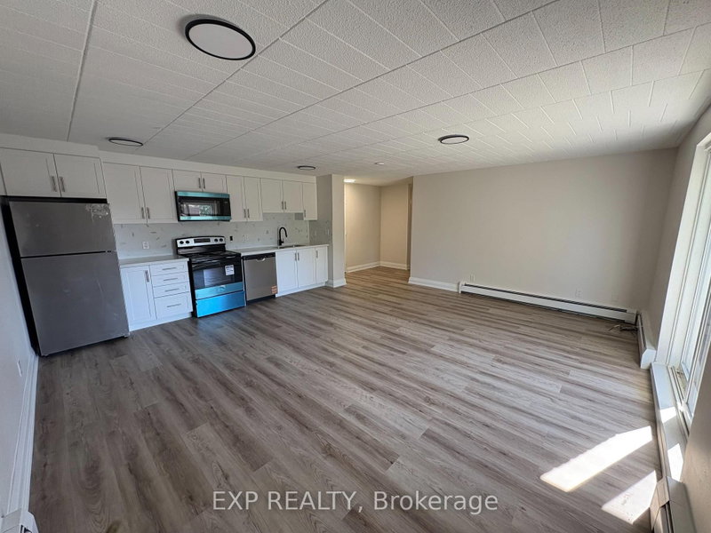 406 - 4422 Huron Street
