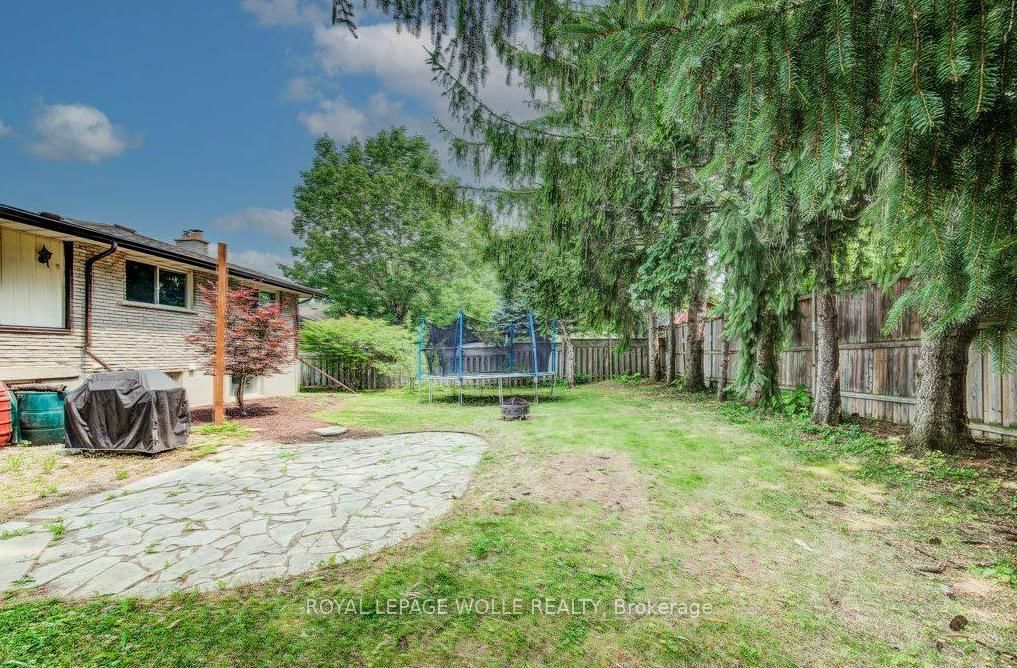 109 White Oak Place • Waterloo, ON photo 39