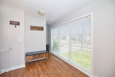 44 Churchill Street • St. Catharines, ON photo 4