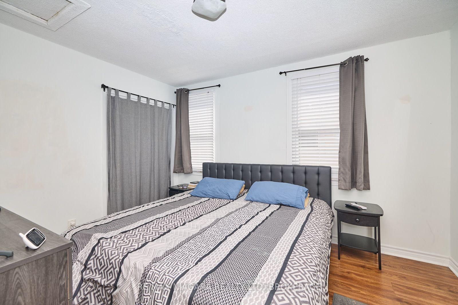 44 Churchill Street • St. Catharines, ON photo 9
