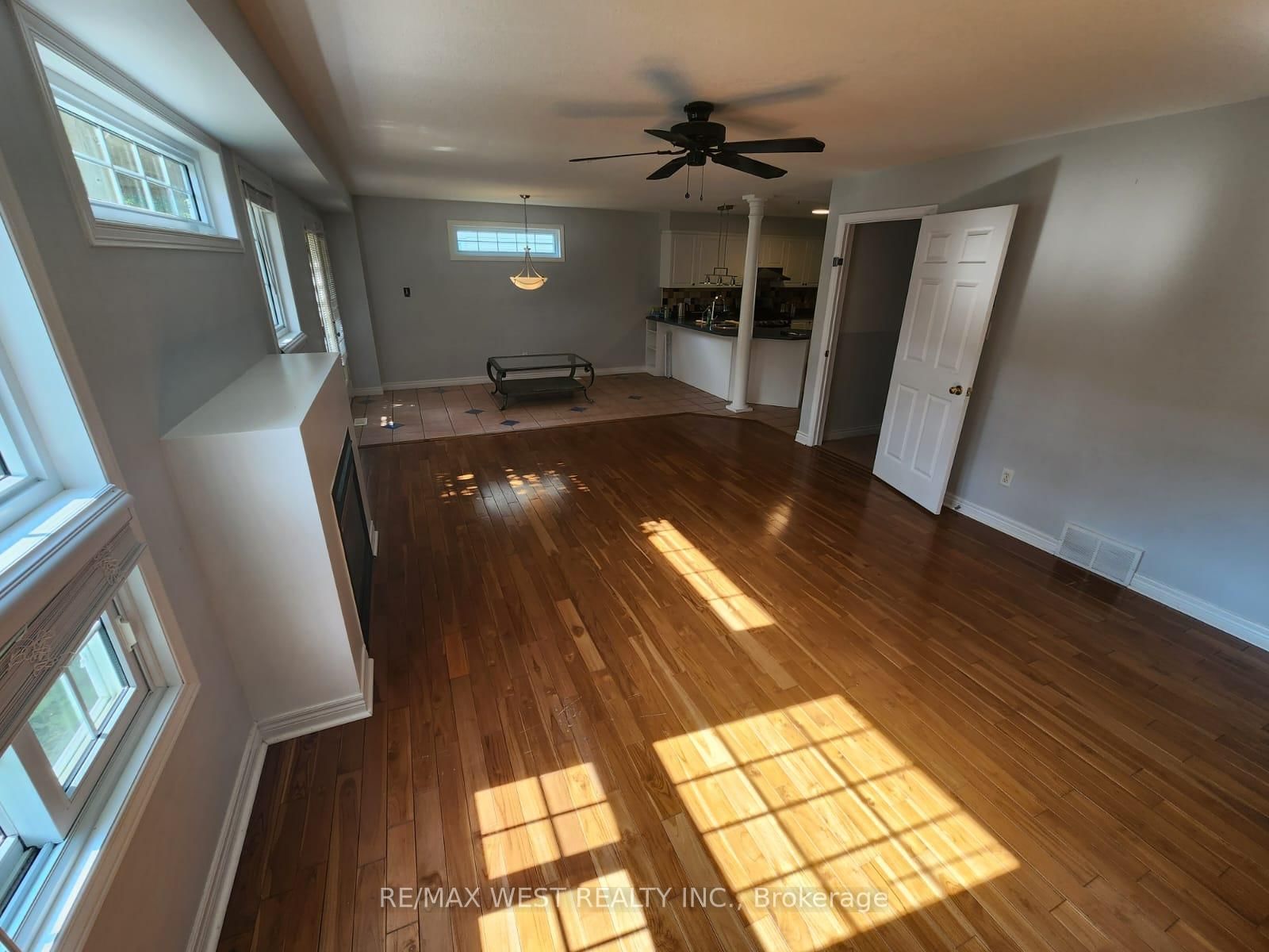 792 Butternut Avenue • Waterloo, ON photo 8