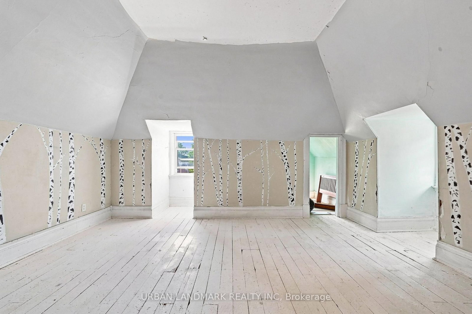 158 St Lawrence Street E • Madoc, ON photo 39