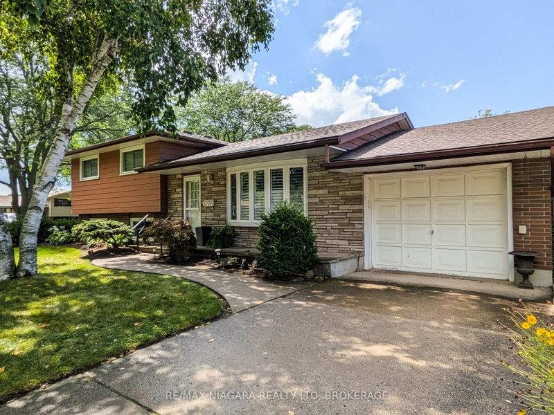 3139 Chipman Crescent