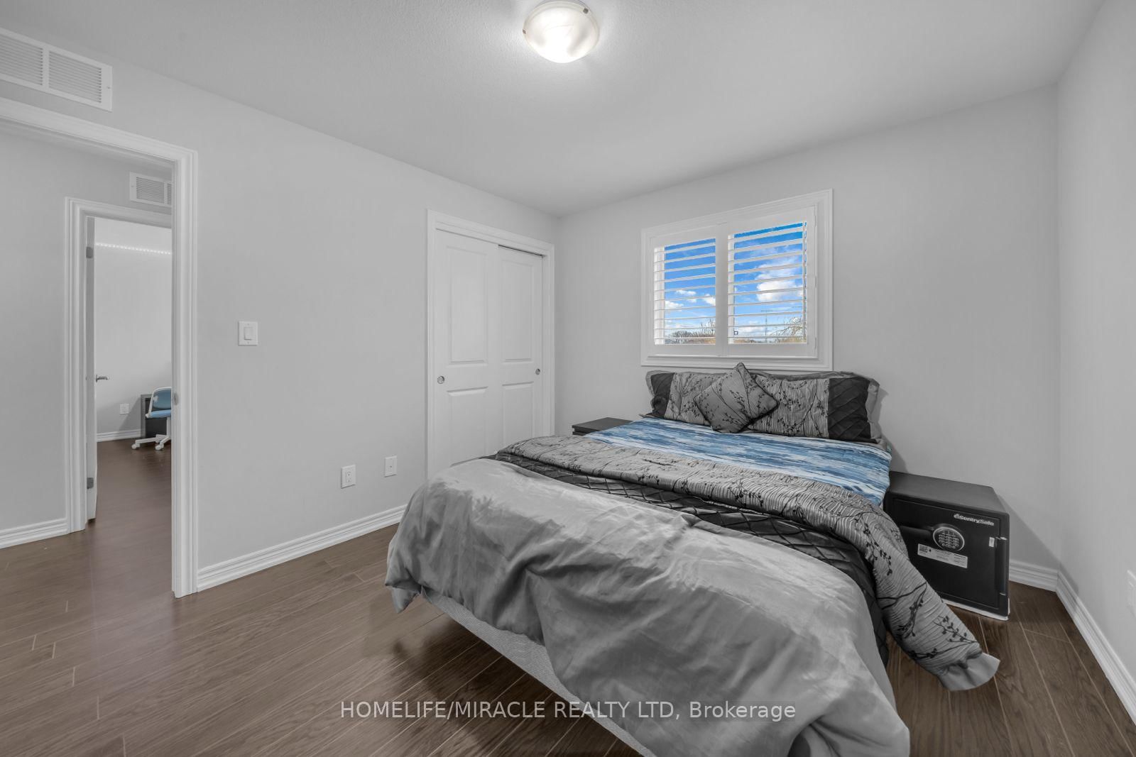 83 Monarch Street • Welland, ON photo 35