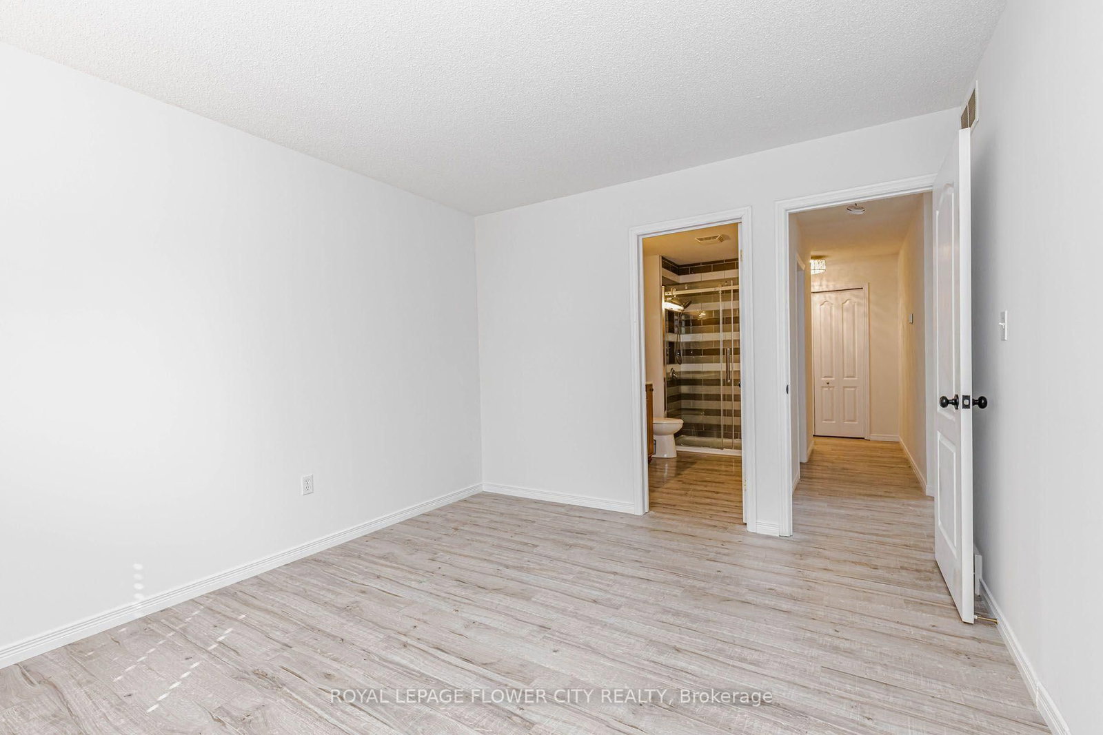 47 Queensway Drive • Strathroy-Caradoc, ON photo 25