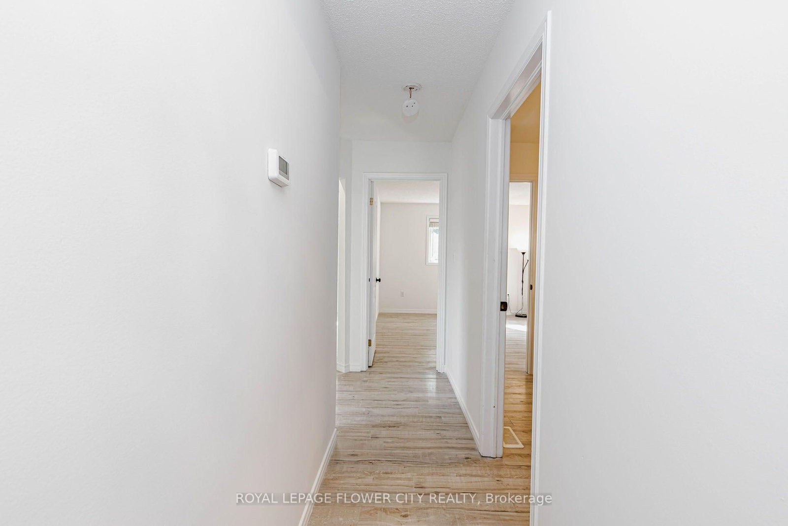 47 Queensway Drive • Strathroy-Caradoc, ON photo 26
