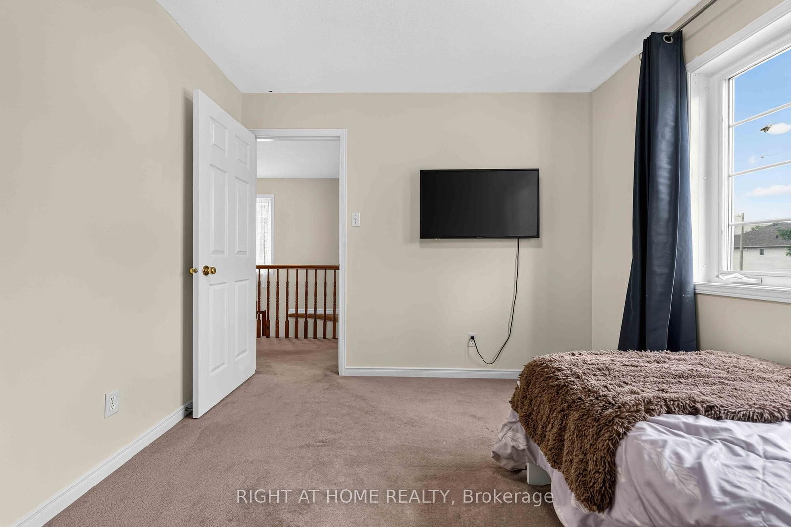 1552 STOJKO Street • Ottawa, ON photo 29