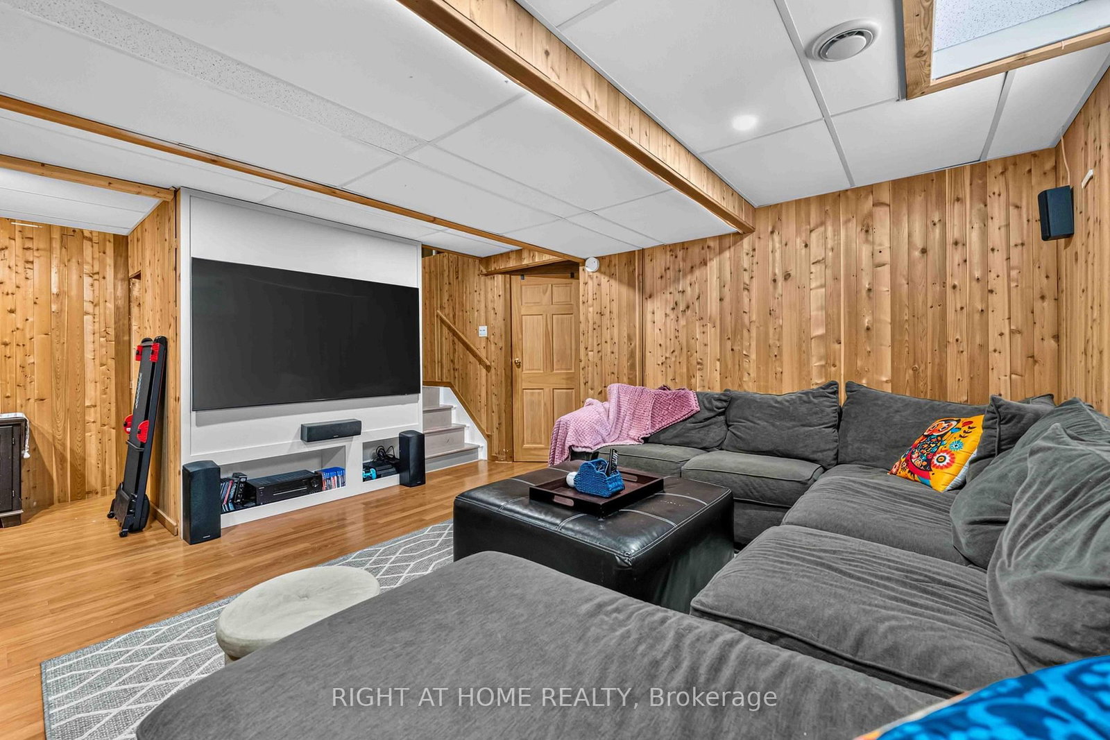 1552 STOJKO Street • Ottawa, ON photo 34