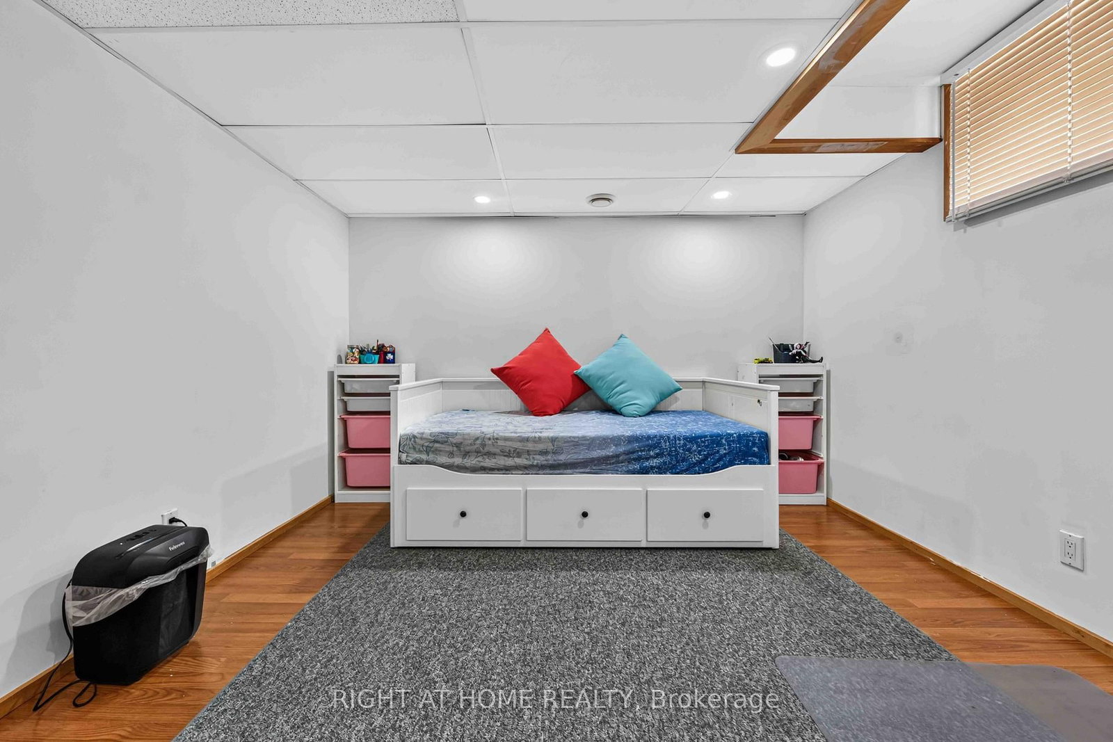1552 STOJKO Street • Ottawa, ON photo 39