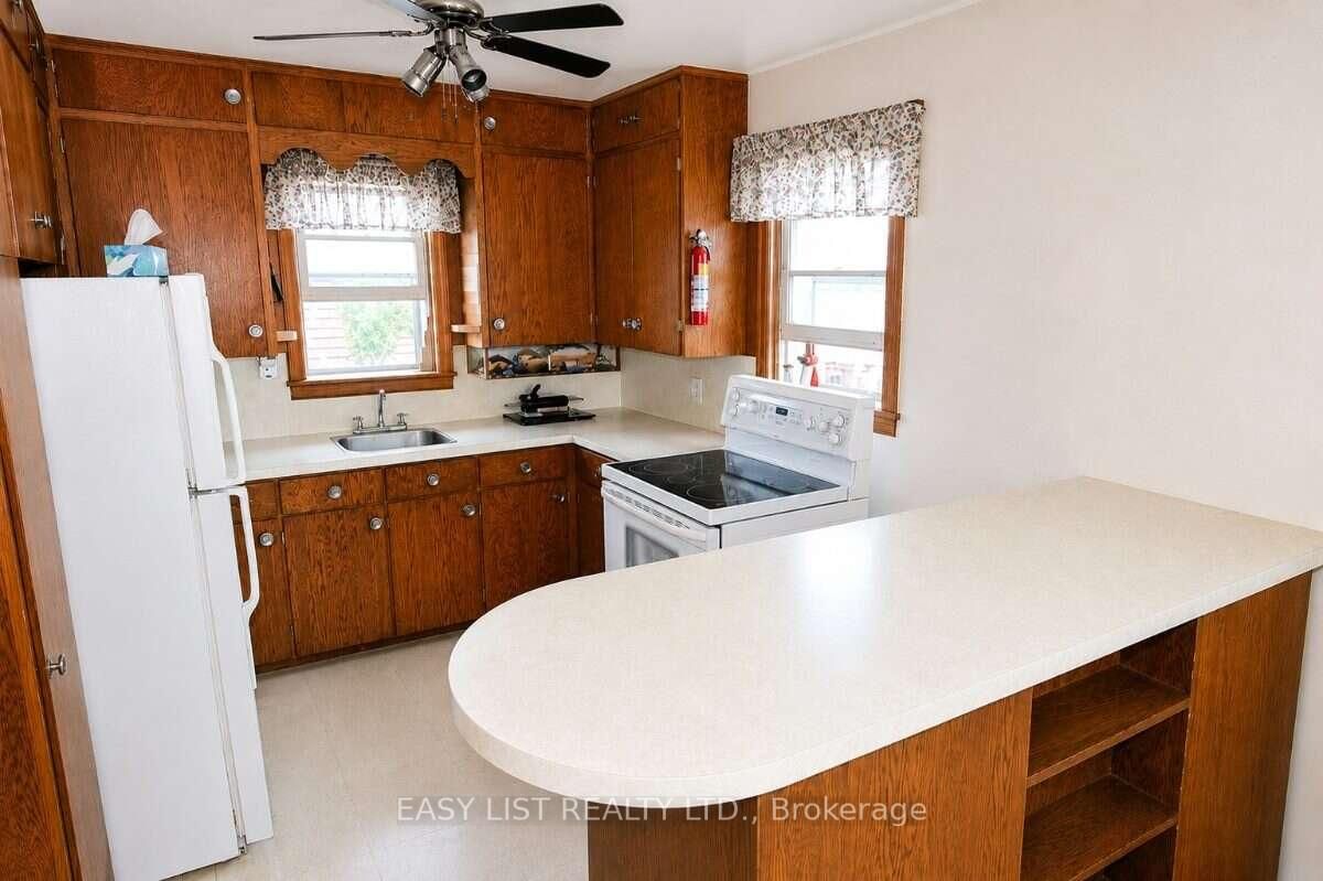 1860 Sturgeon Road • Kawartha Lakes, ON photo 3
