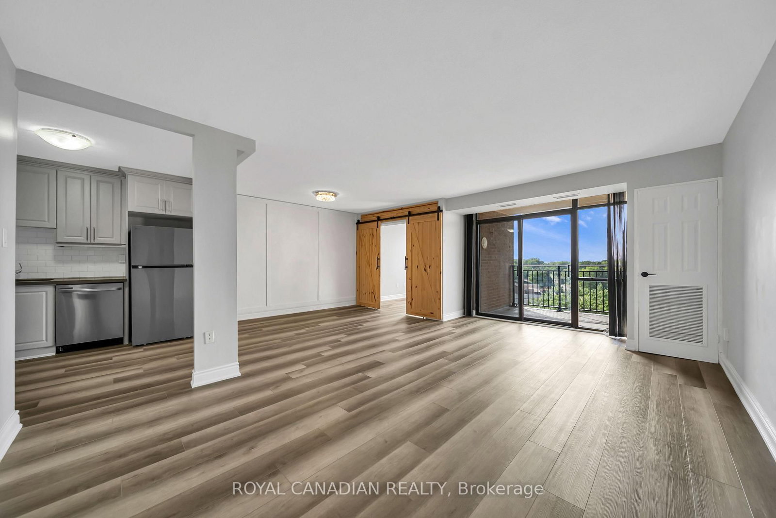 500 GREEN Road • #701 • Hamilton, ON photo 24