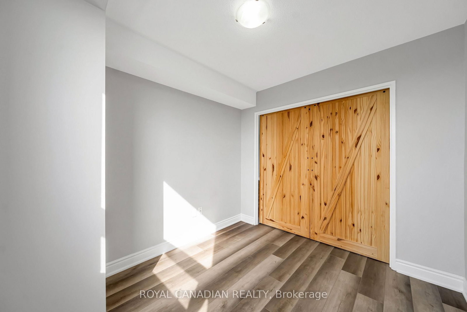 500 GREEN Road • #701 • Hamilton, ON photo 30