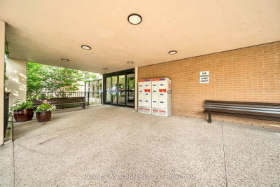 500 GREEN Road • #701 • Hamilton, ON photo 8