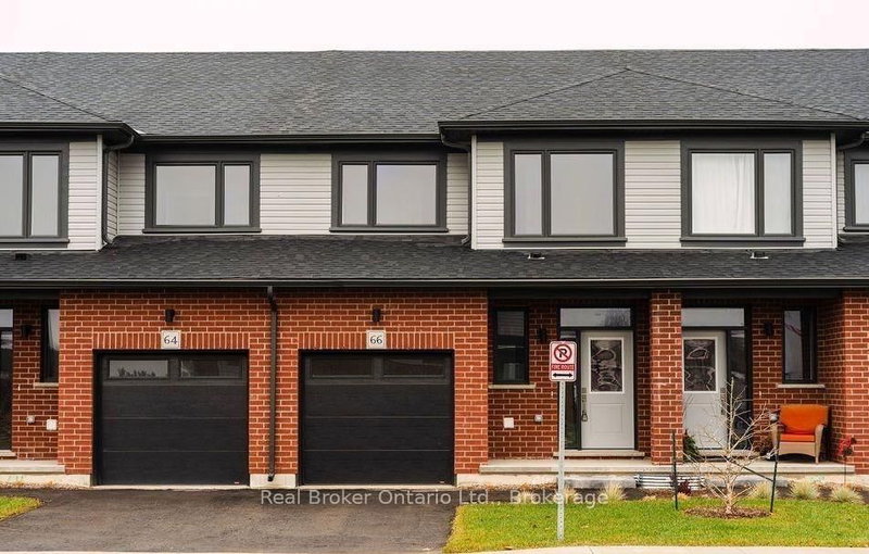 66 Ayr Meadows Crescent