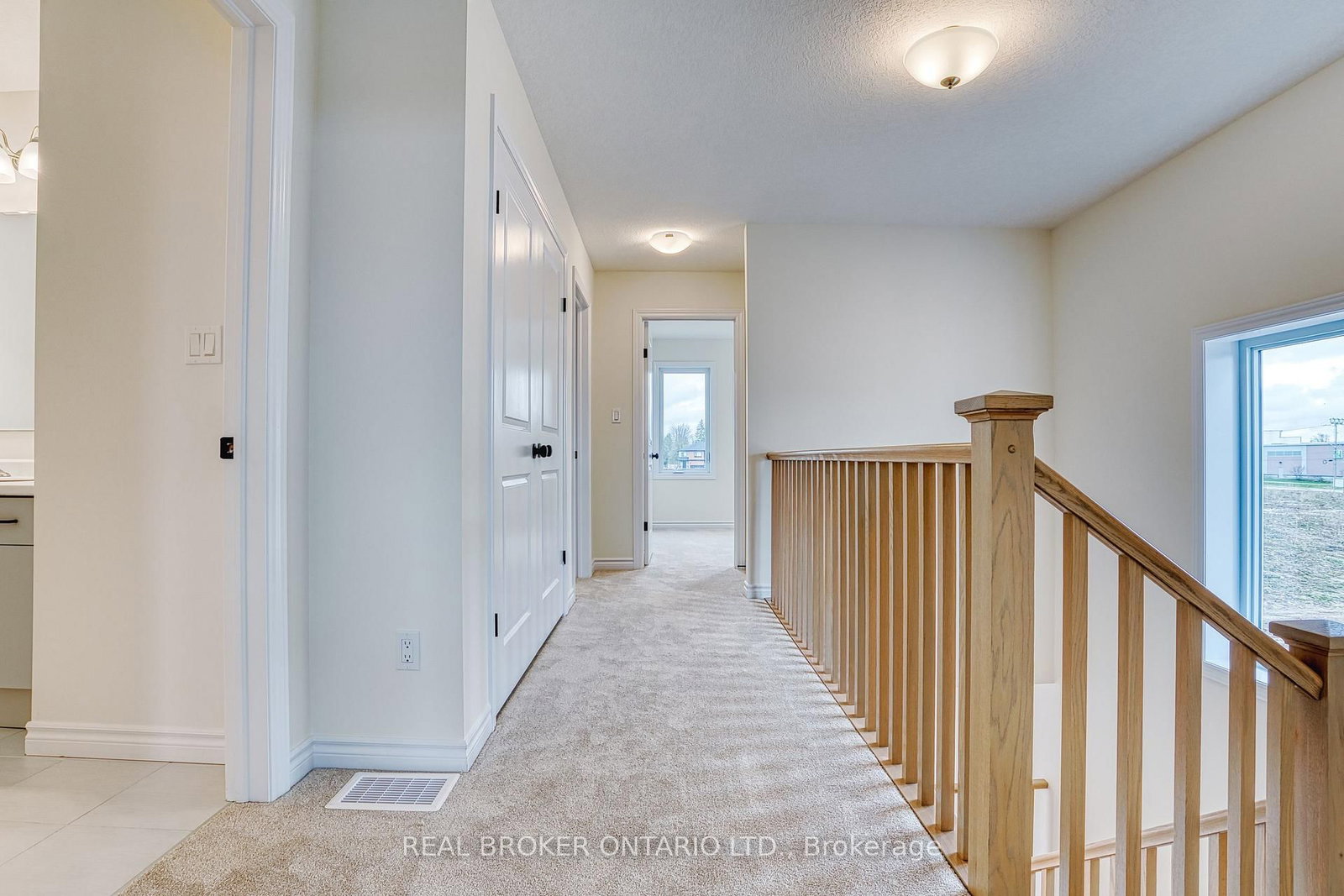 46 FORD Drive • Stratford, ON photo 16