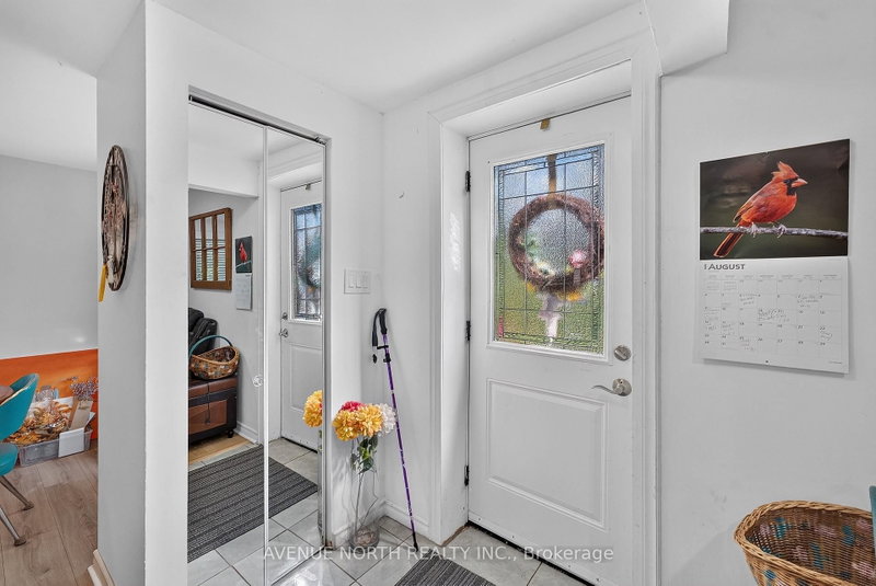 2941 Old Montreal Road