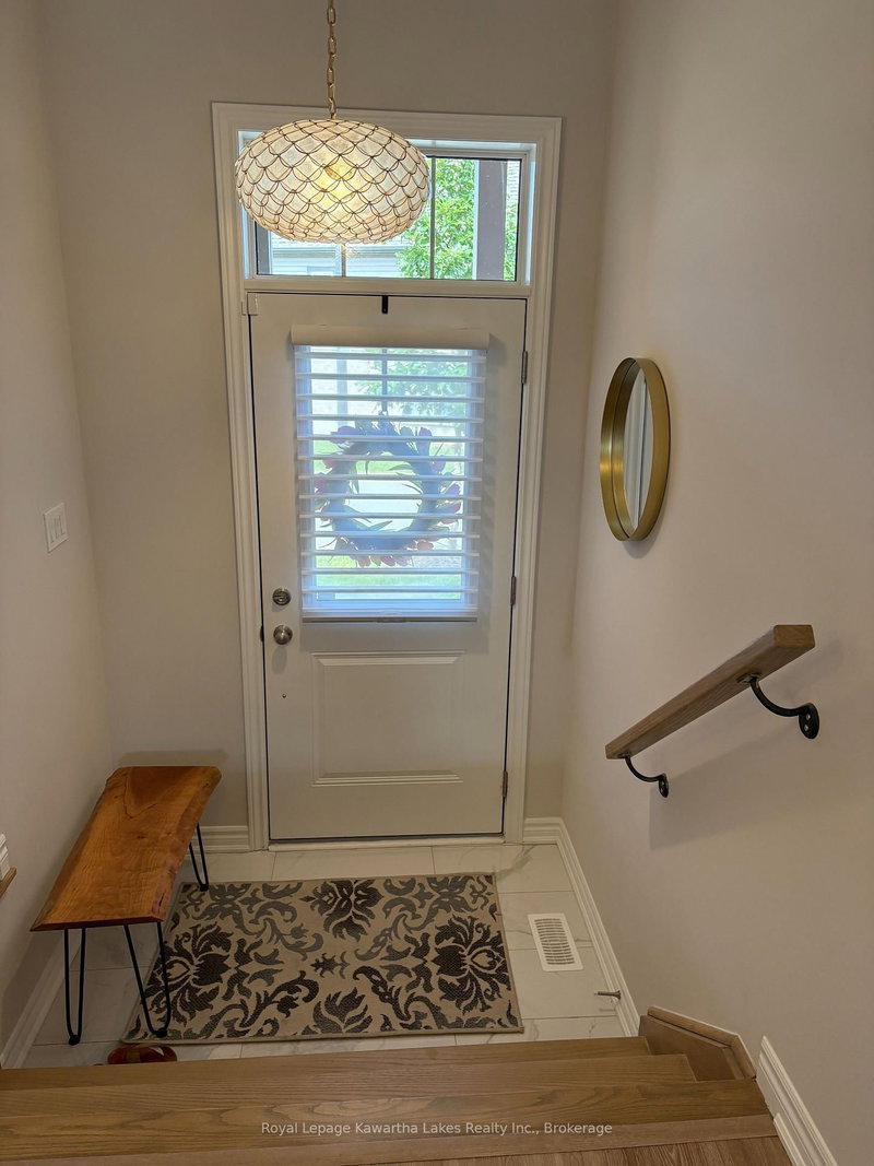 Unit 42 - 17 Lakewood Cres Crescent
