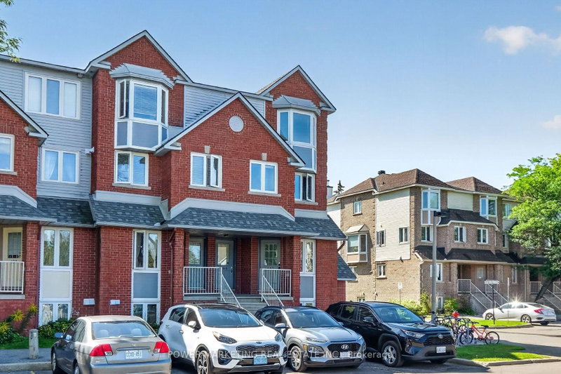442 BRISTON Private
