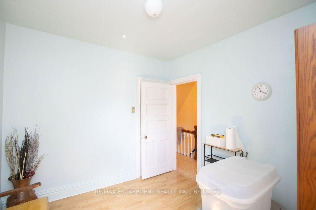 Detached House for sale at 66 Sherman Avenue, Hamilton, Ontario, L8L 6M2 - Stipley - MLS: X13698564