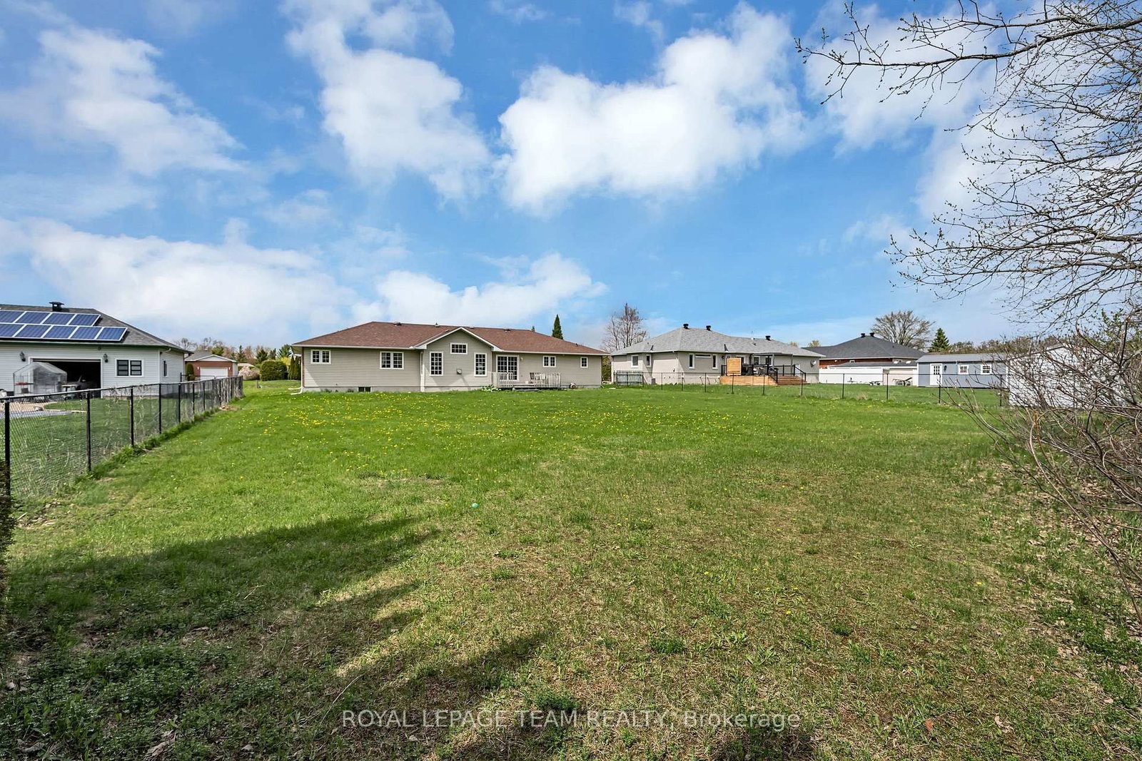 6668 Tommary Drive • Ottawa, ON photo 38