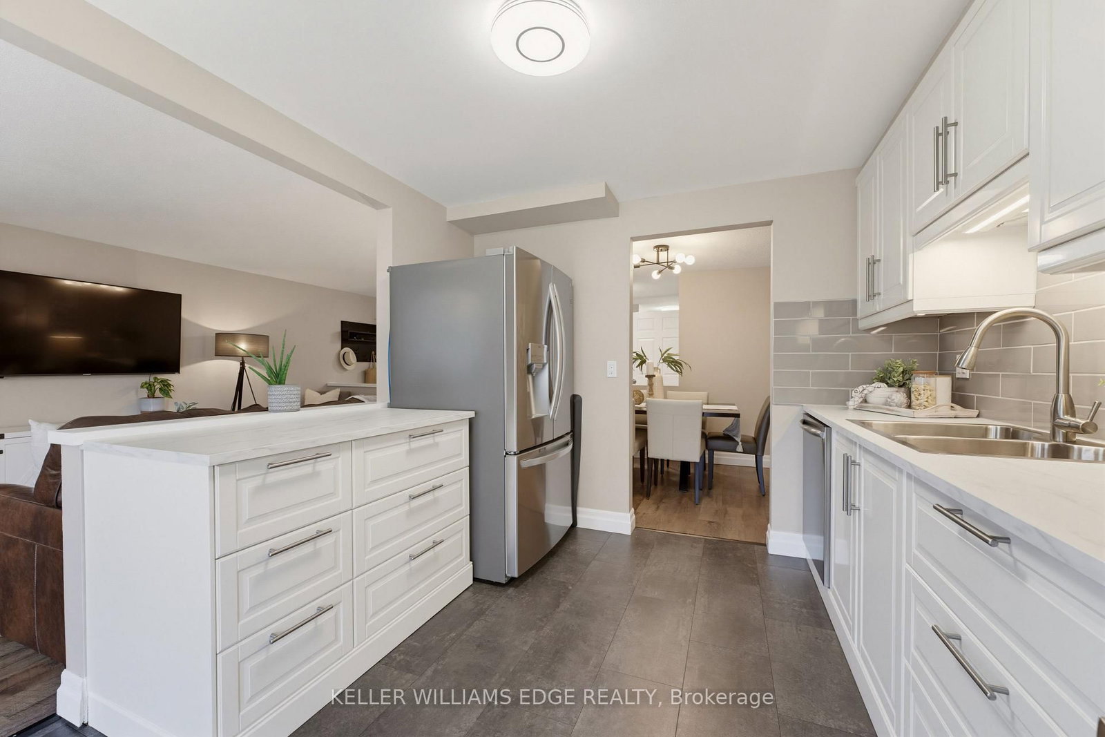 431 West Acres Dr, Guelph, view 11