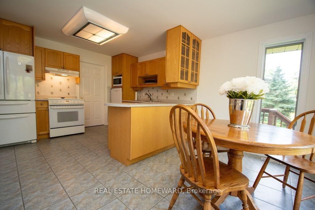 8 Island Bay Drive • Kawartha Lakes, ON photo 8