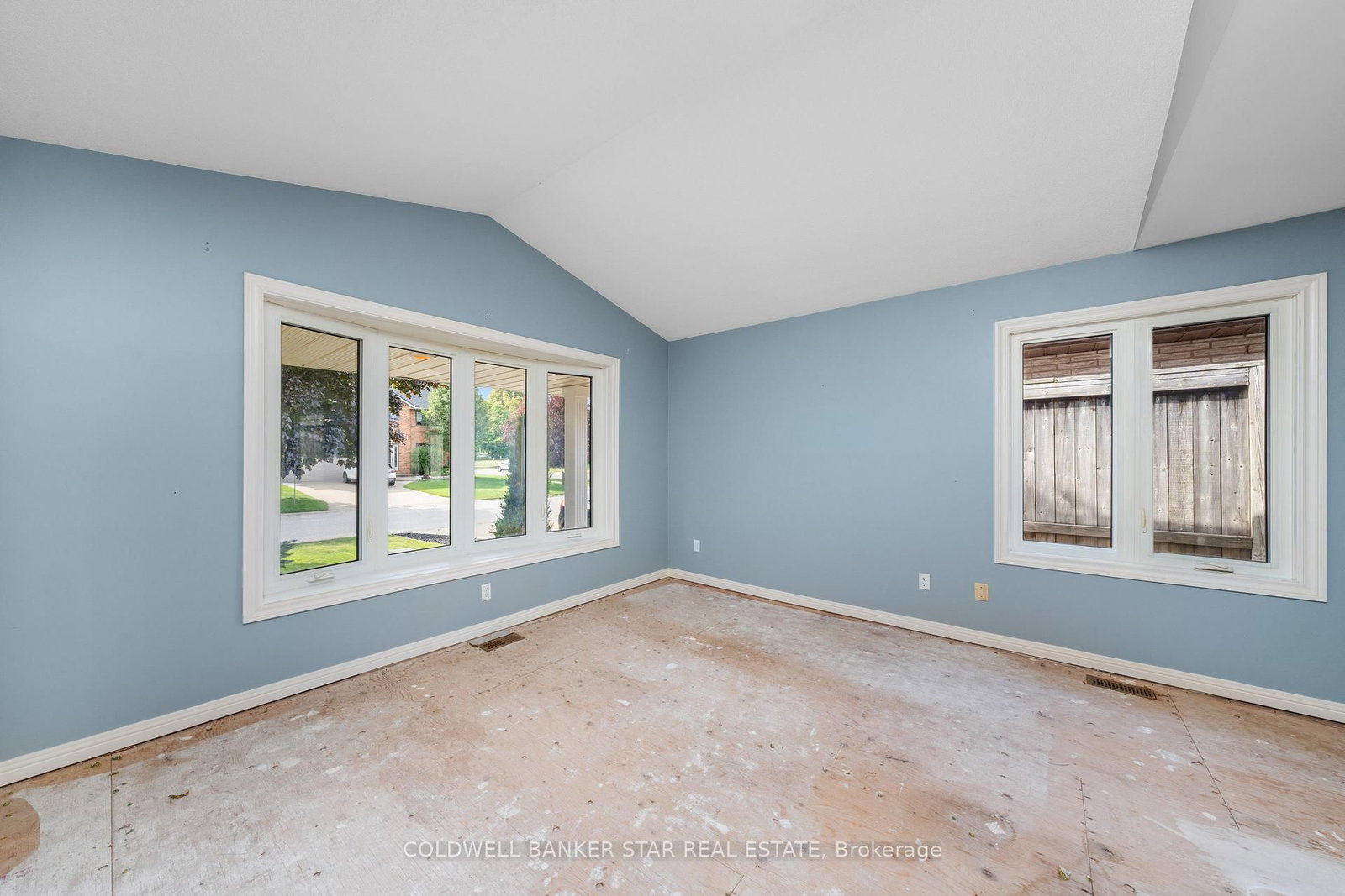 1106 Bernard Court • Sarnia, ON photo 24