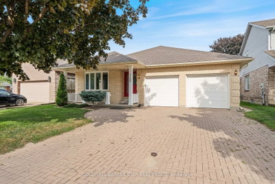 1106 Bernard Court • Sarnia, ON photo 3