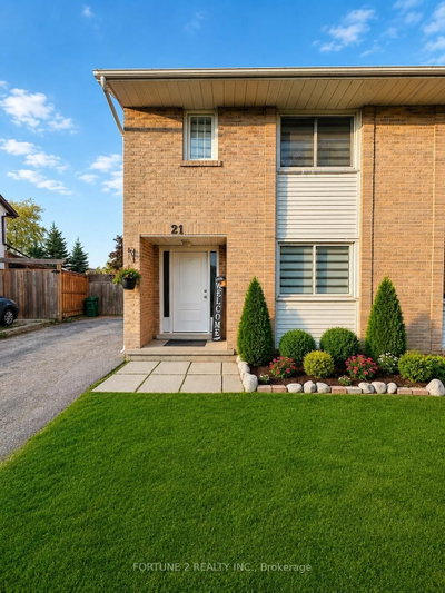 21 Roberts Crescent