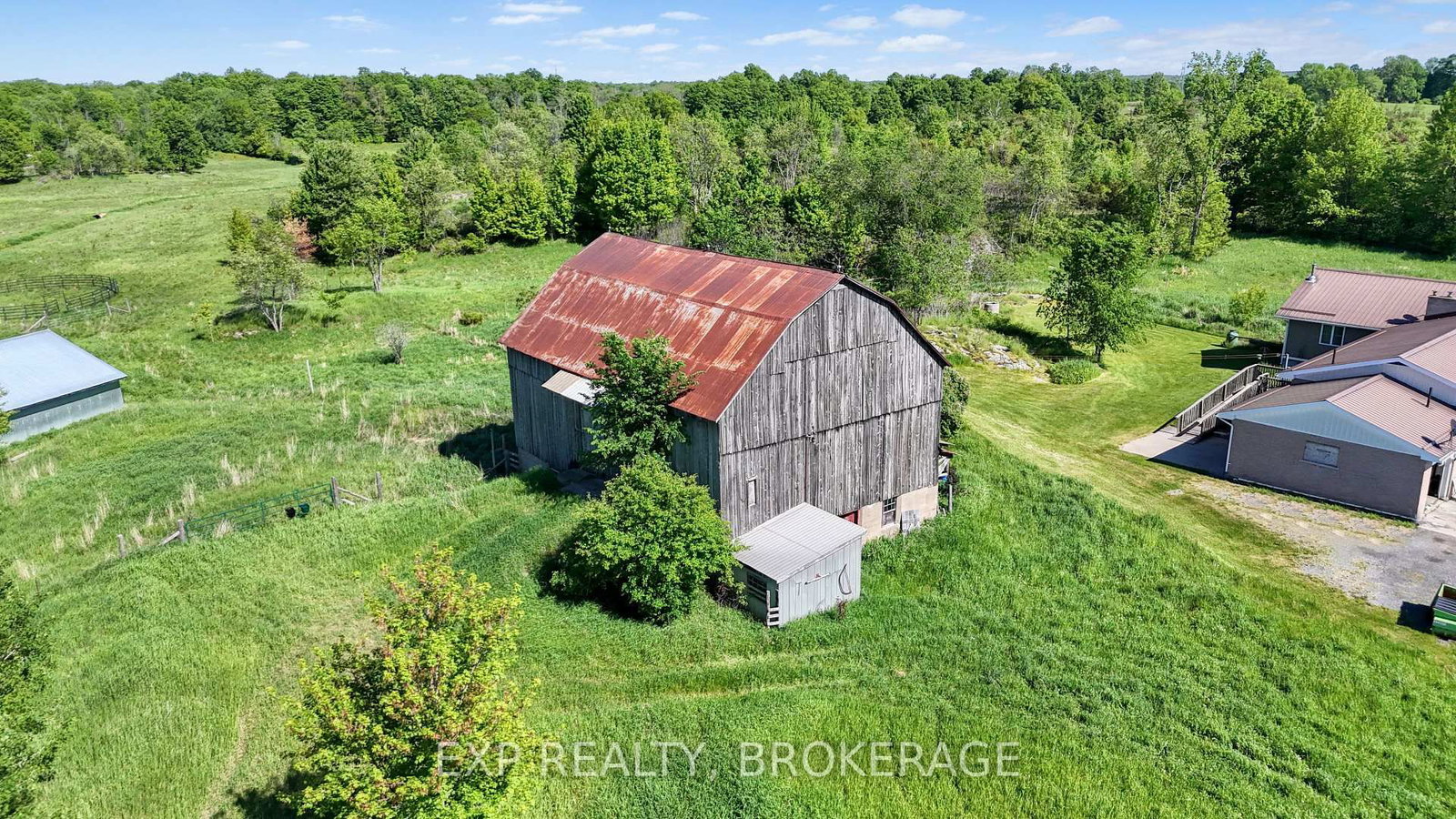 Listing Image 7