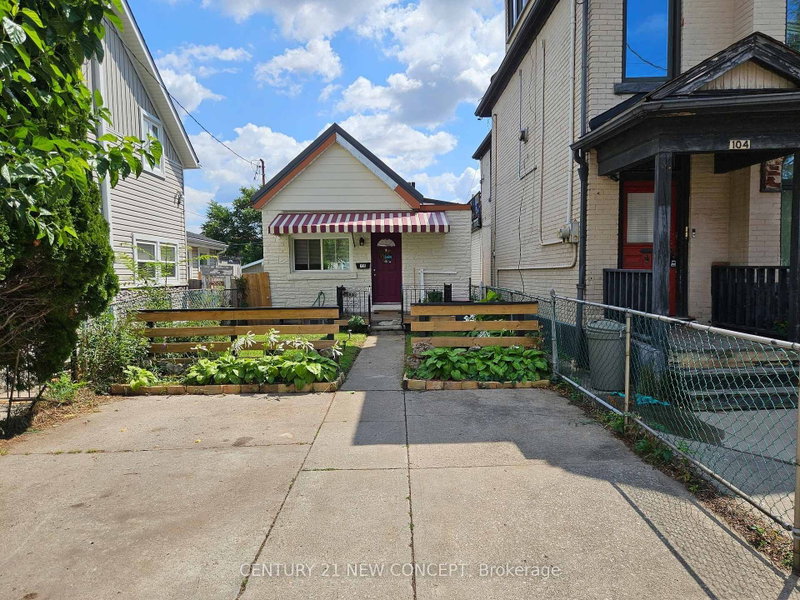 106 Emerald Street N