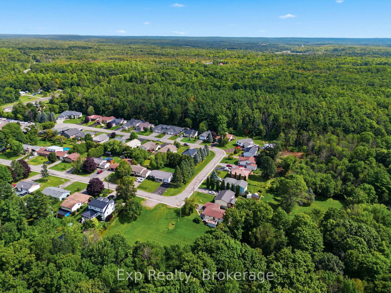 21 South Maloney Street • Limoges, ON photo 42