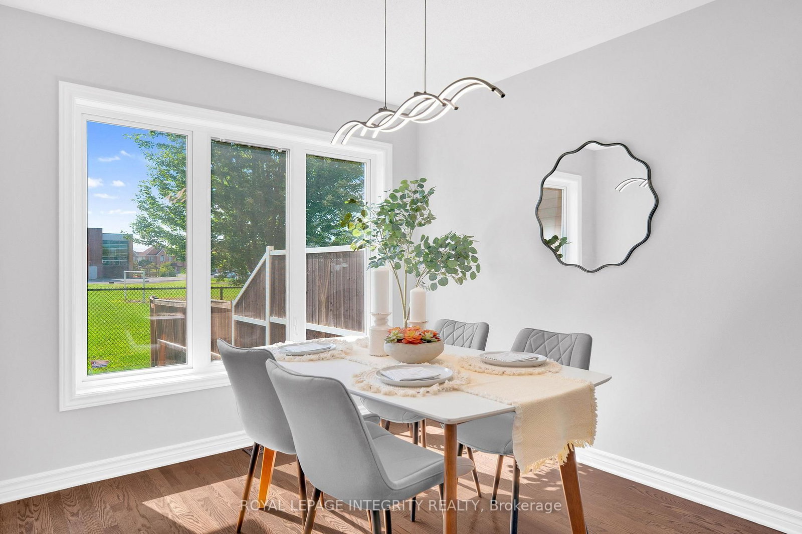 132 Silvermoon Crescent • Ottawa, ON photo 10