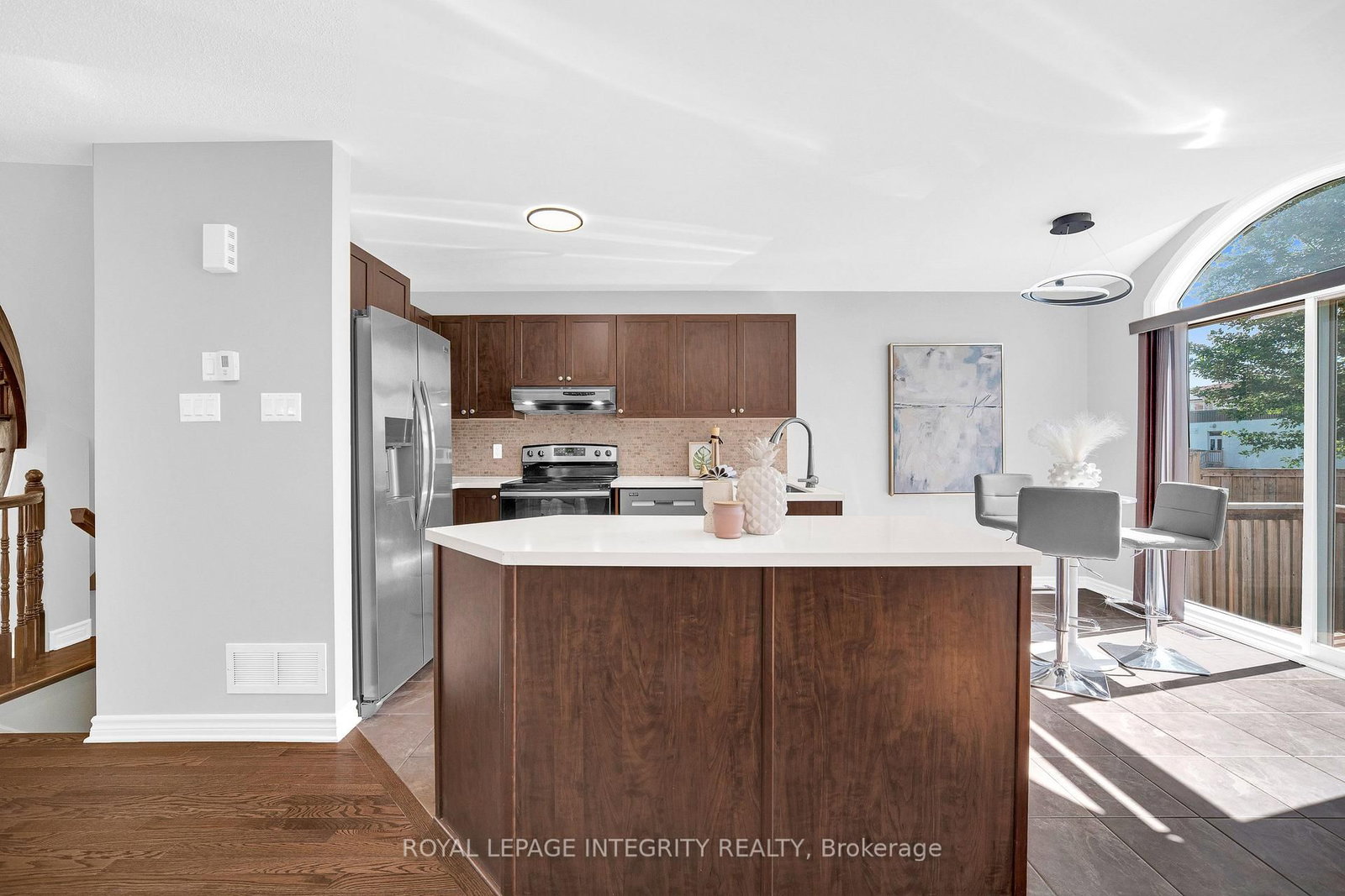 132 Silvermoon Crescent • Ottawa, ON photo 13