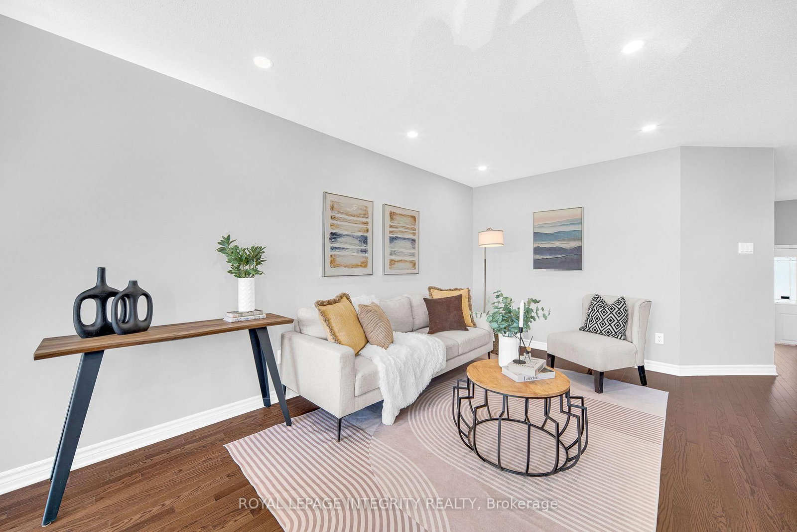 132 Silvermoon Crescent • Ottawa, ON photo 7