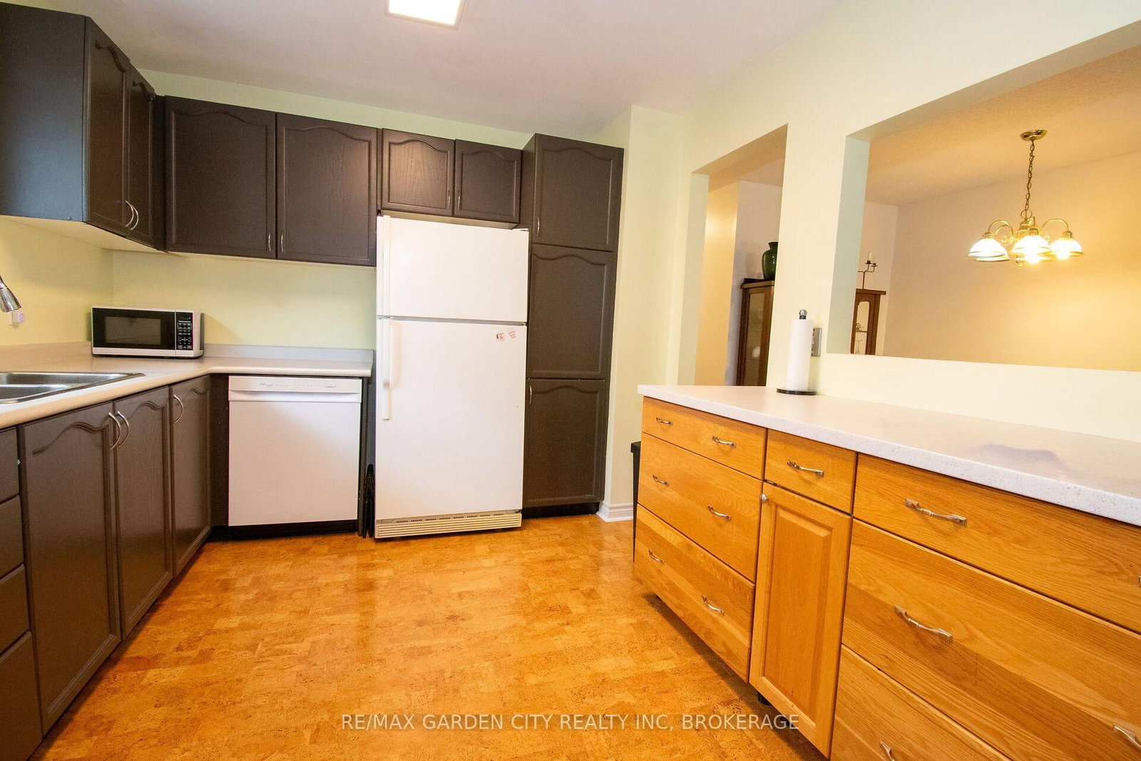 93 NORTHWOOD Drive • Welland, ON photo 17
