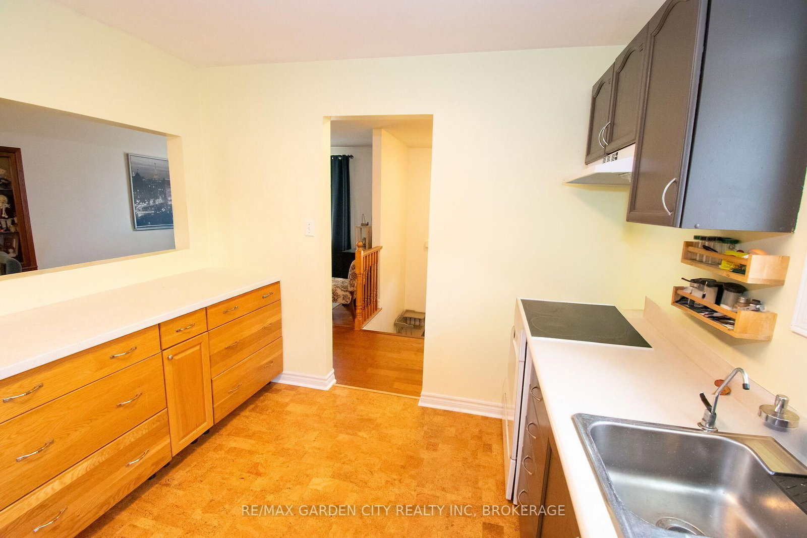 93 NORTHWOOD Drive • Welland, ON photo 20